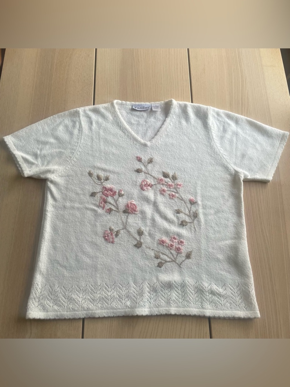 TanJay White V-Neck Shirt with Embroidery size medium - embroidered t shirt